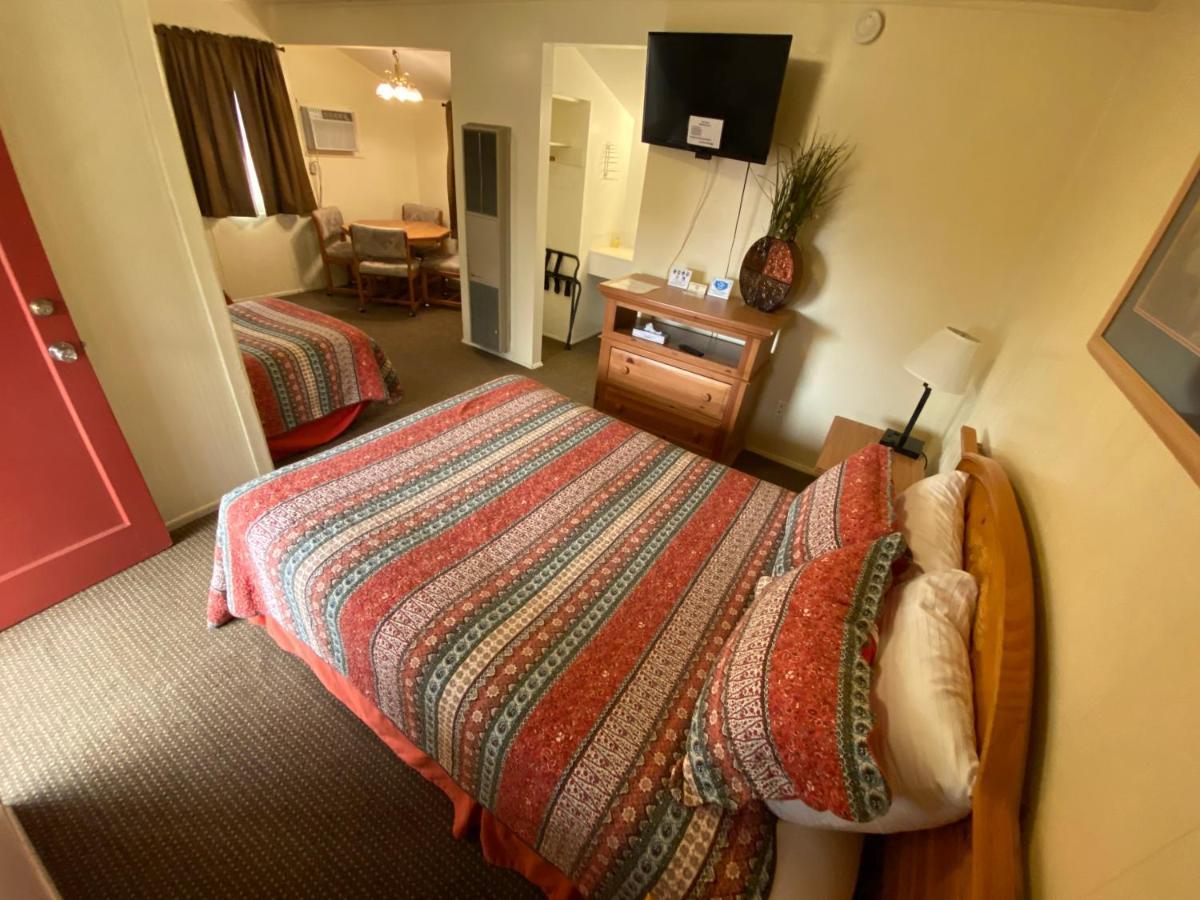 Independence Courthouse Motel 외부 사진